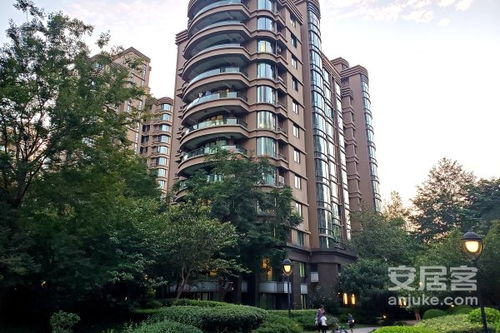 上海绿城房产证