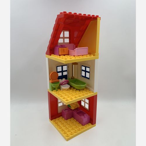 构建梦想空间年轻人的乐高“房中房”奇幻之旅