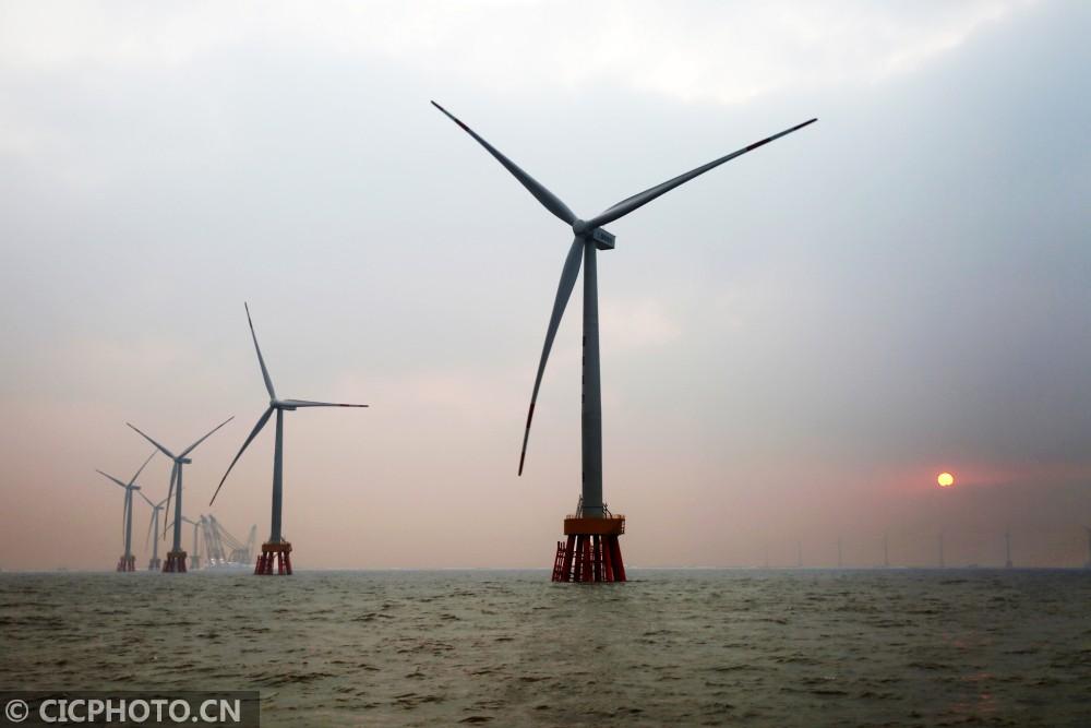 浙江玉环海上风电场全面投运绿色能源的新里程碑