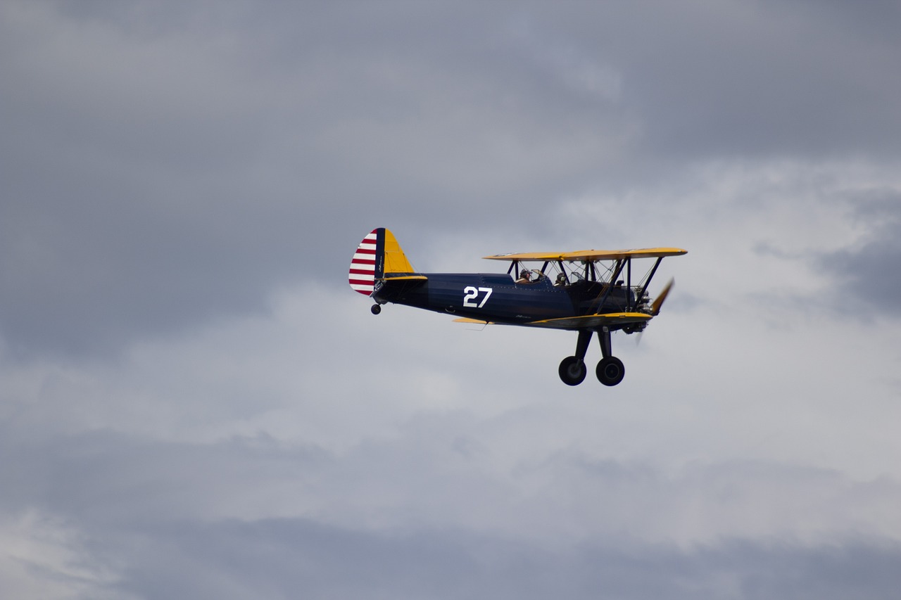 飞机延误，女子改乘高铁跑赢飞机