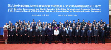 虚增利润，凯撒文化戴帽，高管被罚万