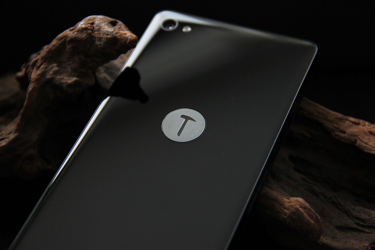 金立V600，回归的荣耀，还是行业转型的试水之作？深度解析全能旗舰的涅槃之路