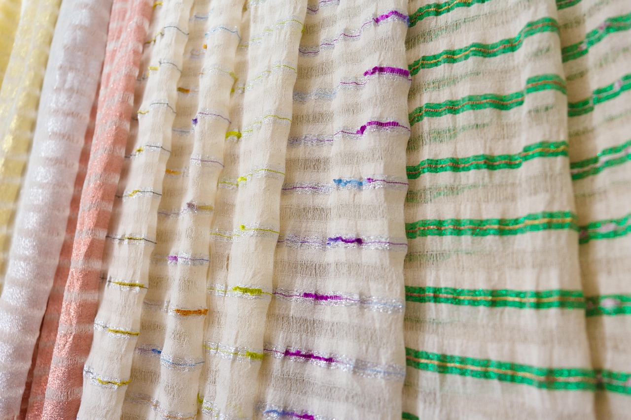 冰箱密封条不严实？五个简单方法让你轻松修复，省钱又省心！