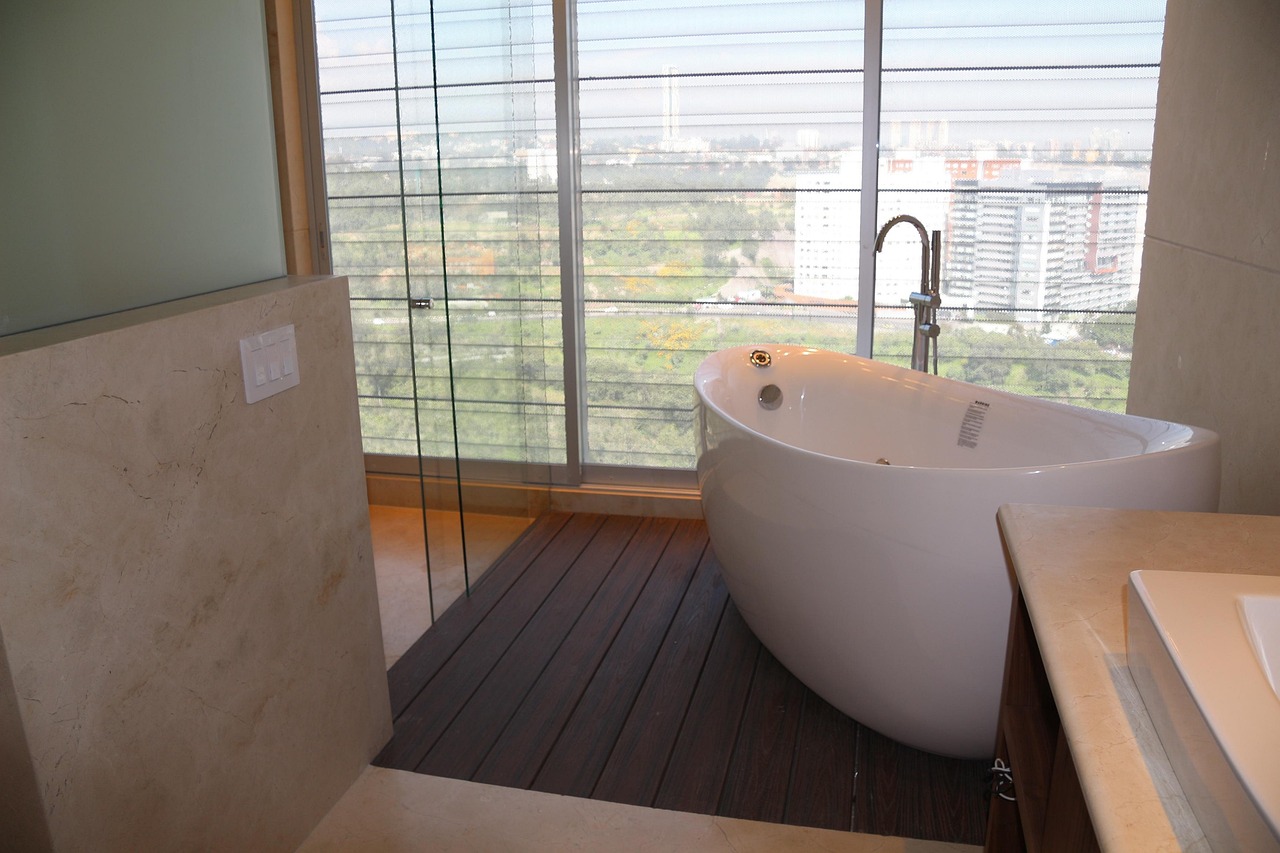 打造私密洗浴空间的艺术，如何精挑细选淋浴房