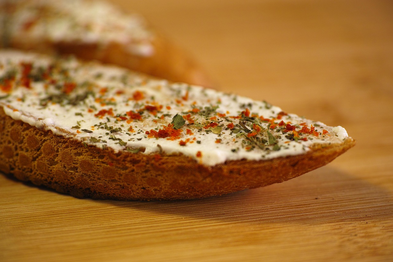 面包机大揭秘，如何让你的早晨轻松享用自制面包